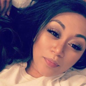 Meet your Posher, Lena